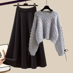 グレー/セーター+ブラック/スカート
