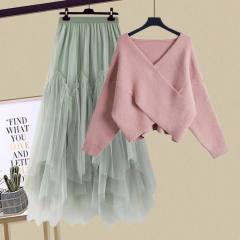 ピンク／セーター＋グリーン／スカート/セット